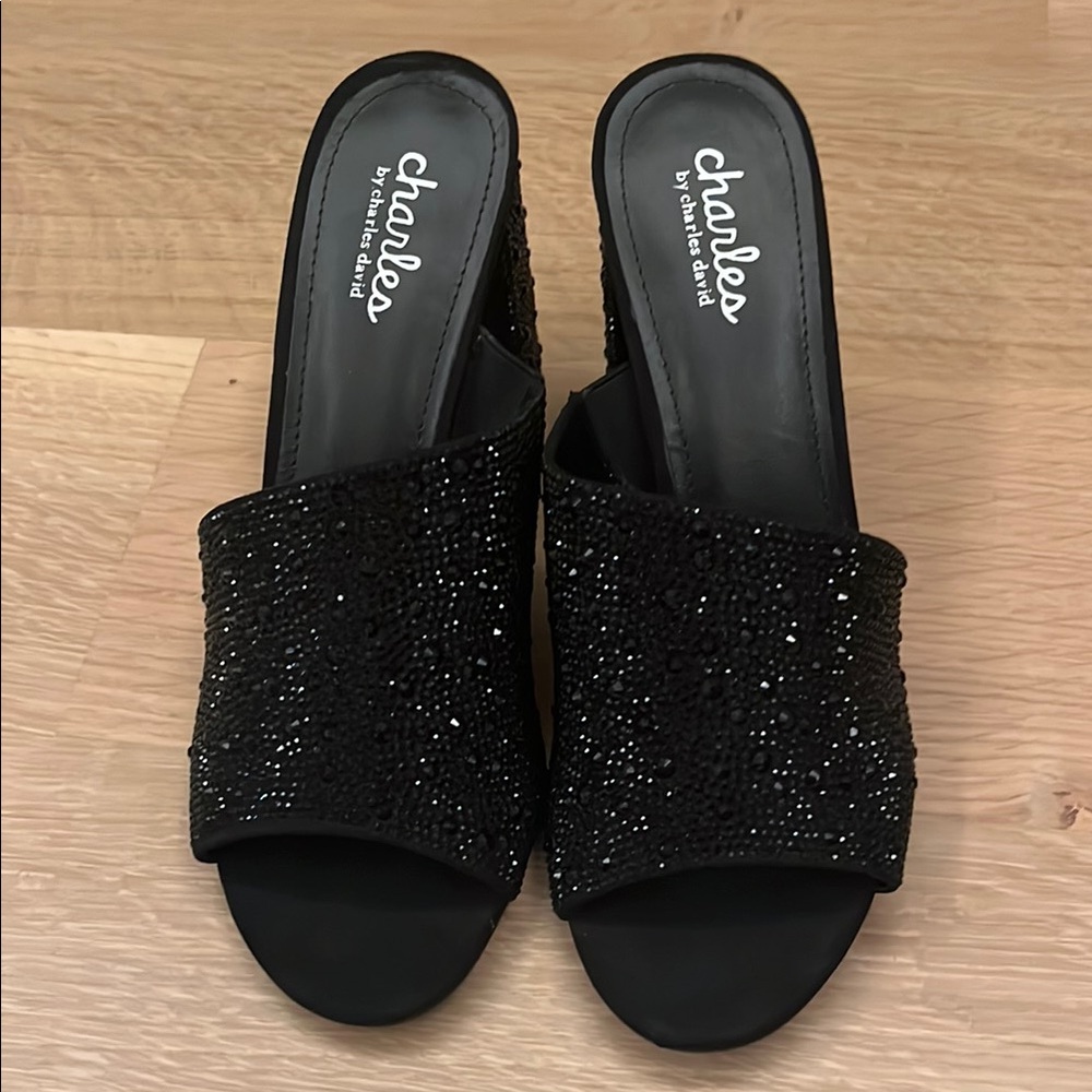 Charles by Charles David Black Heels with Glittery Finish